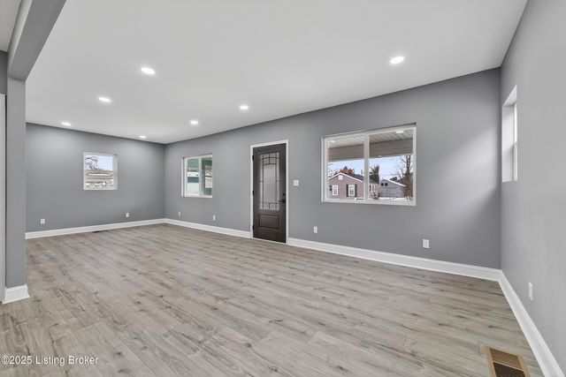 3509 Del Park Terrace, Louisville, KY 40211