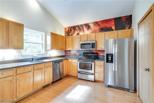 3108 Vermont Place, Akron, OH 44312