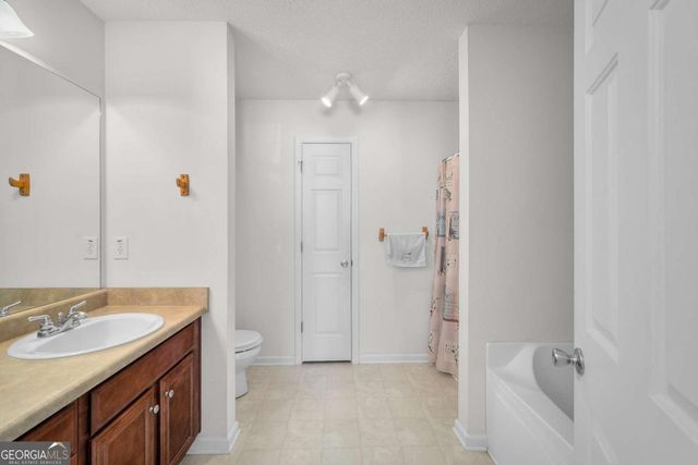 6120 Capitol Knoll, Fairburn, GA 30213