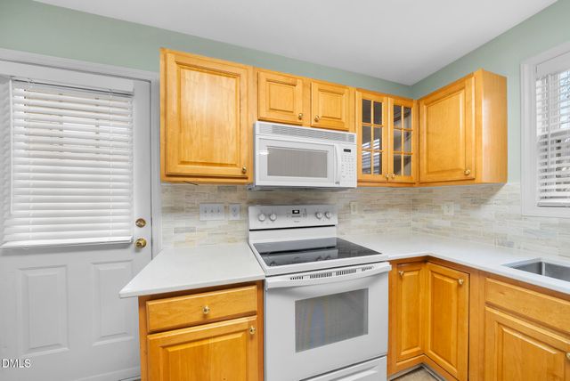 6 Stone Mill Place, Durham, NC 27712