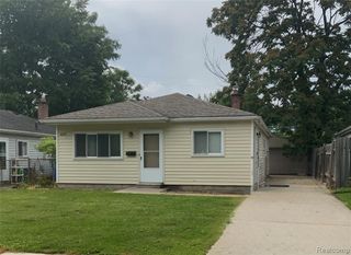 6475 N Highland Street, Dearborn Heights, MI 48127