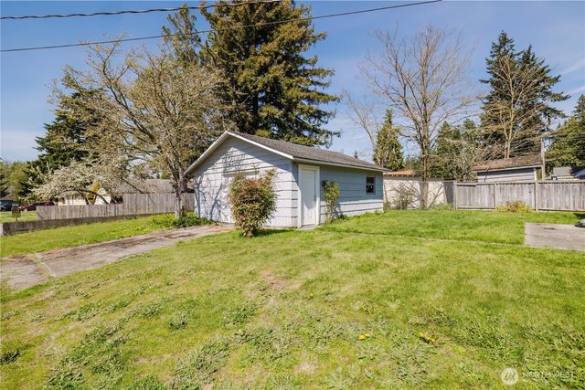 3335 Trenton Avenue NE, Bremerton, WA 98310