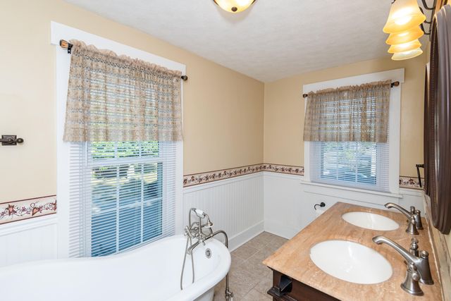 559 W Broadway Street 559 W Broadway Street, Tipp City, OH 45371