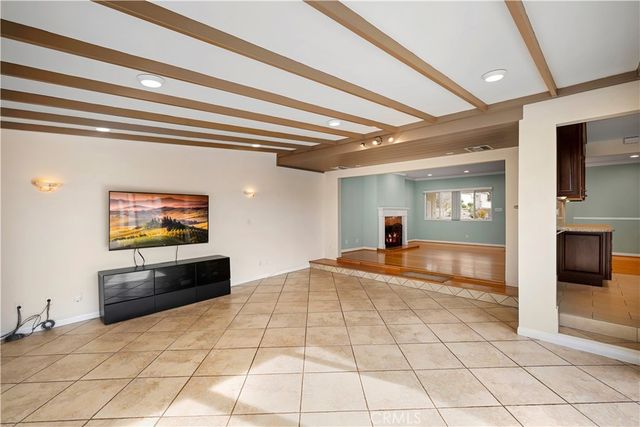 841 Irving, Burbank, CA 91504