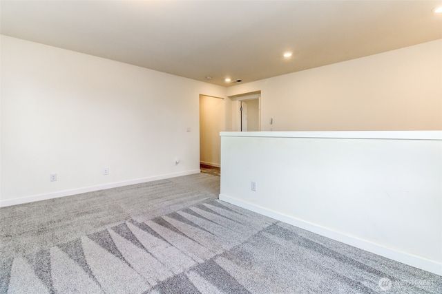 19964 25th Avenue Ct E, Spanaway, WA 98387