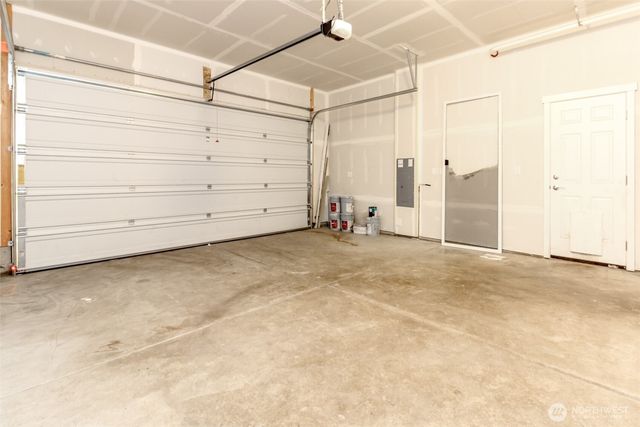 19964 25th Avenue Ct E, Spanaway, WA 98387