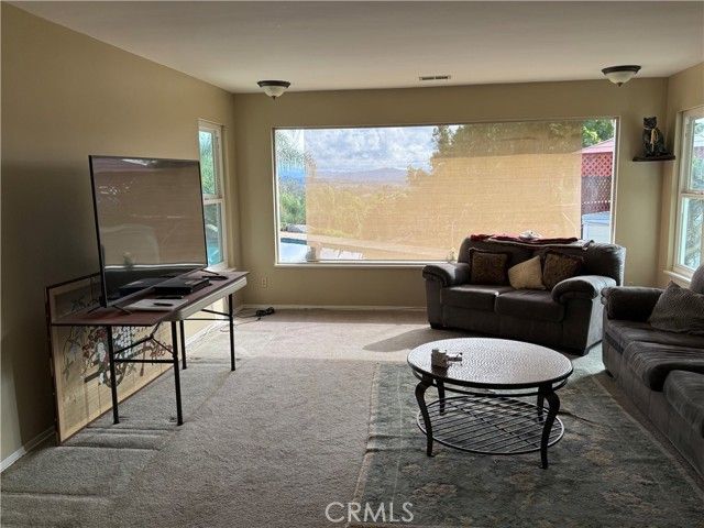 130 Orvil Way, Fallbrook, CA 92028