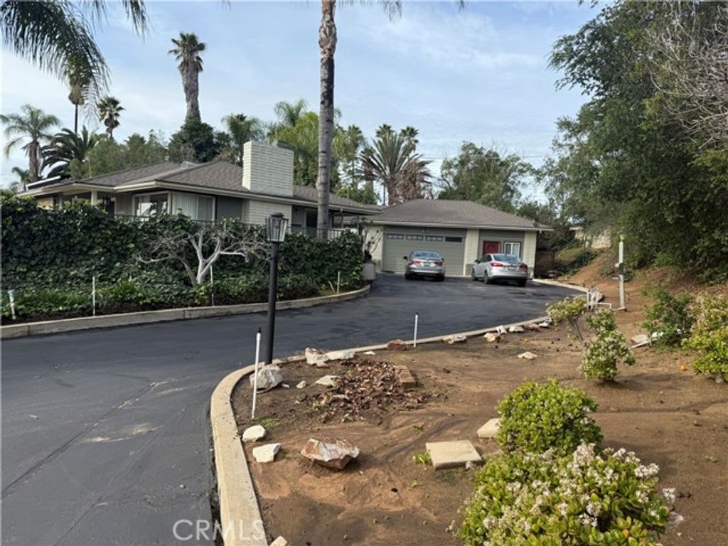 130 Orvil Way, Fallbrook, CA 92028