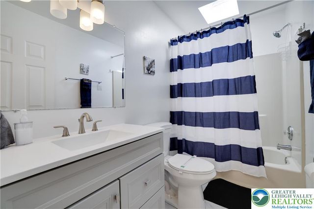 4587 Briarcliff Terrace, Coolbaugh Twp, PA 18466