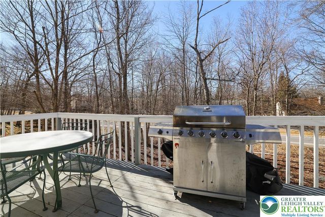 4587 Briarcliff Terrace, Coolbaugh Twp, PA 18466