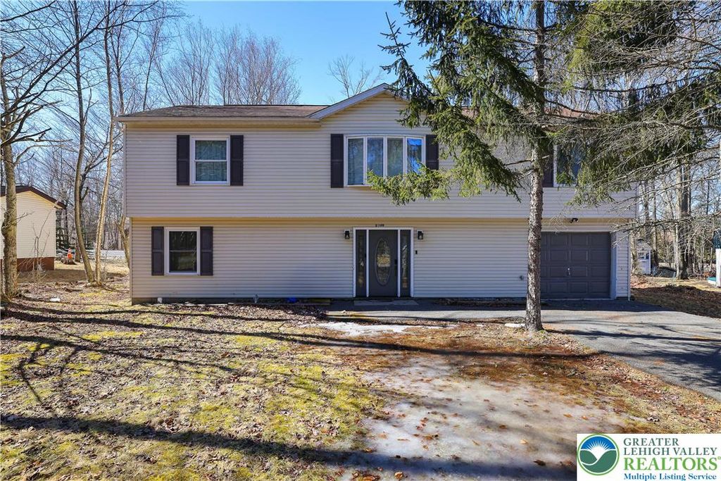 4587 Briarcliff Terrace, Coolbaugh Twp, PA 18466