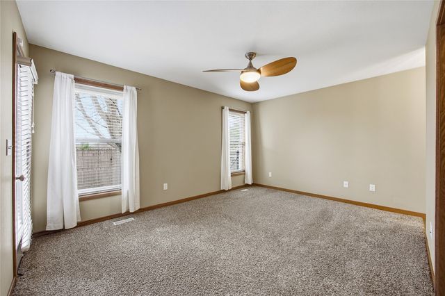 4127 Forest View NE, Cedar Rapids, IA 52411