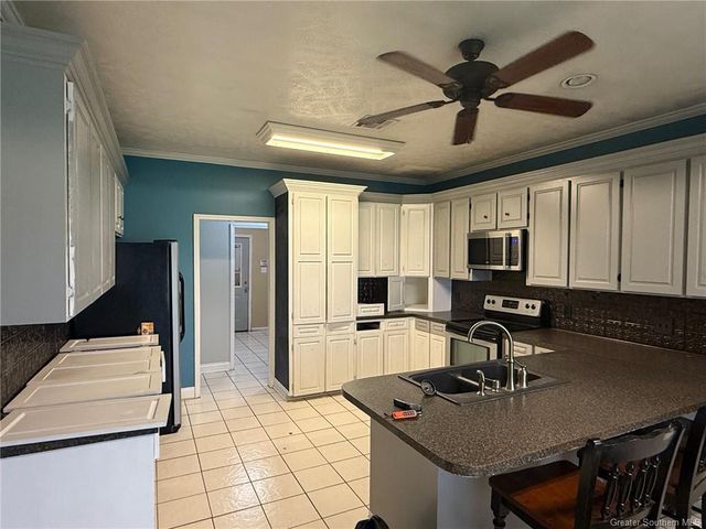 5720 Aspen Street, Lake Charles, LA 70605