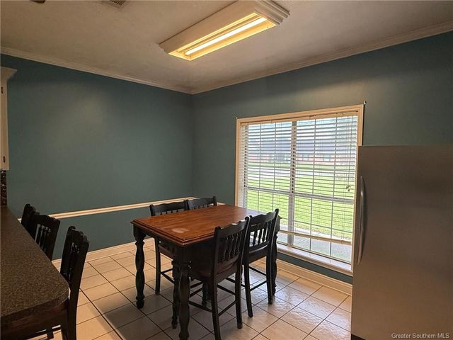 5720 Aspen Street, Lake Charles, LA 70605