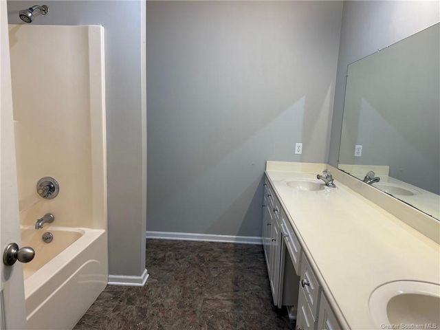 5720 Aspen Street, Lake Charles, LA 70605