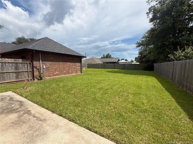 5720 Aspen Street, Lake Charles, LA 70605