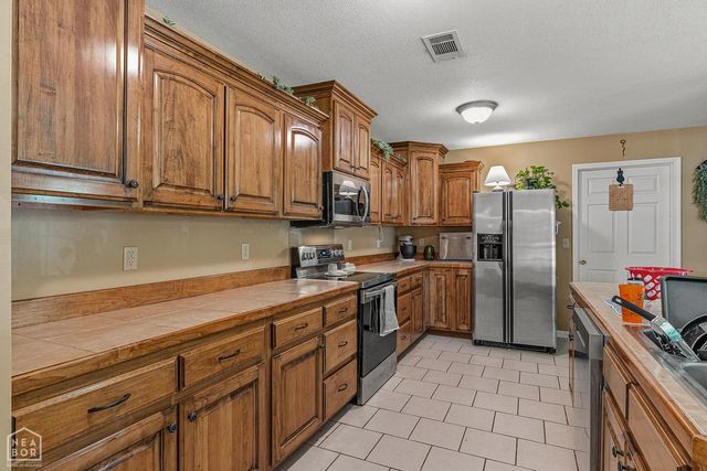595 County Road 713, Jonesboro, AR 72401