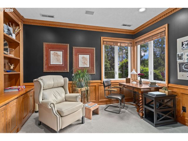 14635 UPLANDS Dr, Lake Oswego, OR 97034
