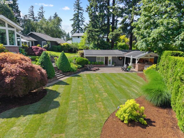 14635 UPLANDS Dr, Lake Oswego, OR 97034
