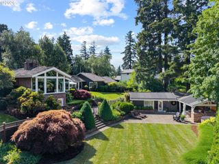 14635 UPLANDS Dr, Lake Oswego, OR 97034
