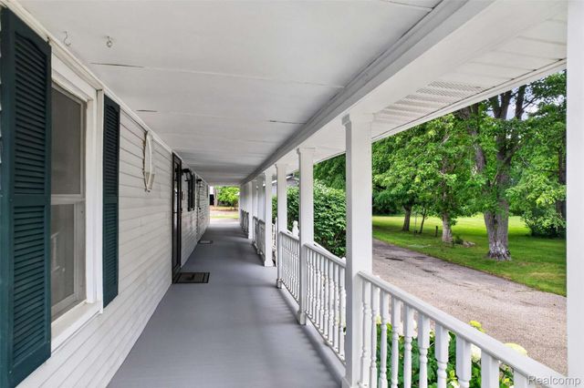 1437 E Cook Road, Grand Blanc Charter Township, MI 48439