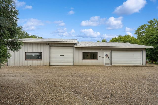 9372 71st Street NE, Spicer, MN 56288