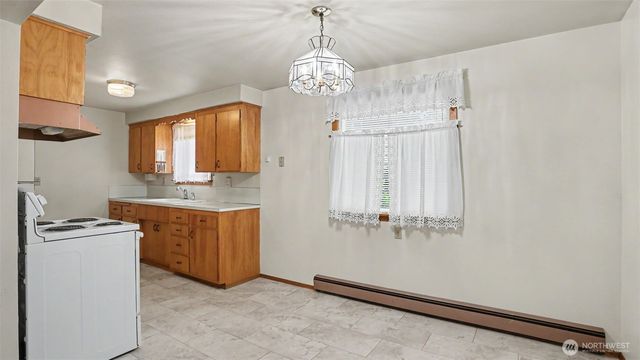 31045 42nd Avenue S, Auburn, WA 98001