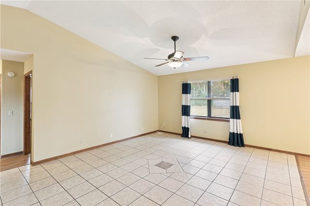 132 Woodvalley Drive, Kingsland, GA 31548