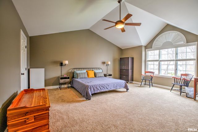 801 W BRIDGETOWNE Court, Dunlap, IL 61525