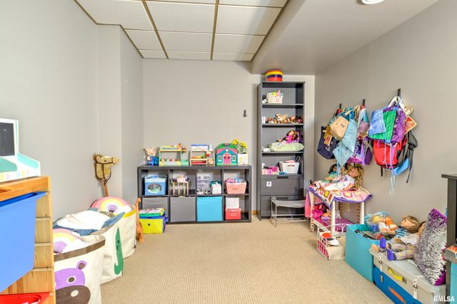 801 W BRIDGETOWNE Court, Dunlap, IL 61525