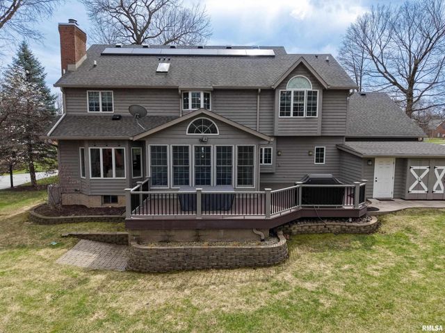 801 W BRIDGETOWNE Court, Dunlap, IL 61525