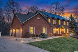 801 W BRIDGETOWNE Court, Dunlap, IL 61525