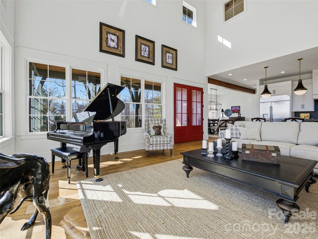 120 Boulder Creek Way, Asheville, NC 28805