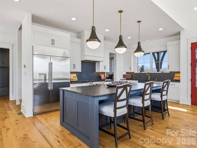 120 Boulder Creek Way, Asheville, NC 28805