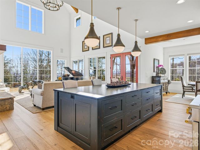 120 Boulder Creek Way, Asheville, NC 28805