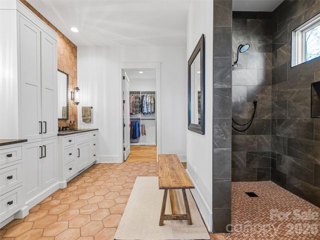 120 Boulder Creek Way, Asheville, NC 28805
