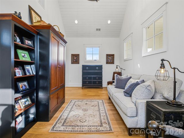 120 Boulder Creek Way, Asheville, NC 28805