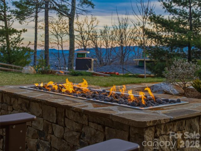 120 Boulder Creek Way, Asheville, NC 28805