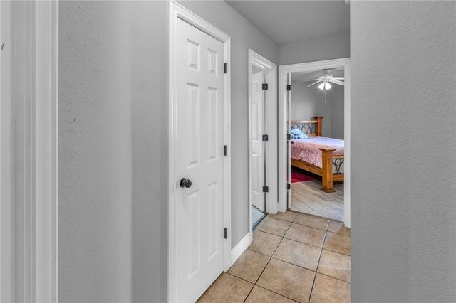 911 23rd Street, Rogers, AR 72758