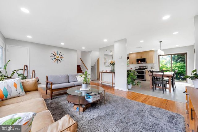 609 HILLSIDE AVE, Brookhaven, PA 19015