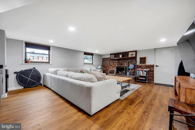 609 HILLSIDE AVE, Brookhaven, PA 19015