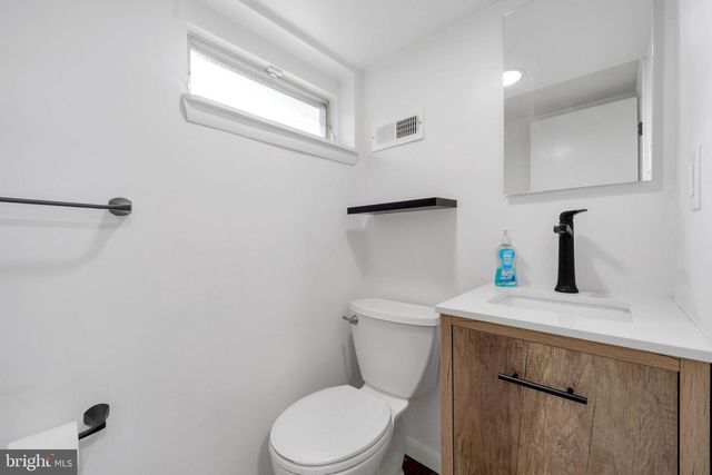 609 HILLSIDE AVE, Brookhaven, PA 19015