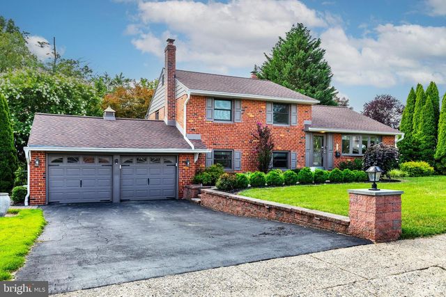 609 HILLSIDE AVE, Brookhaven, PA 19015