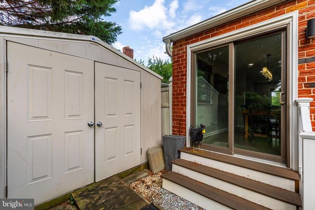 609 HILLSIDE AVE, Brookhaven, PA 19015
