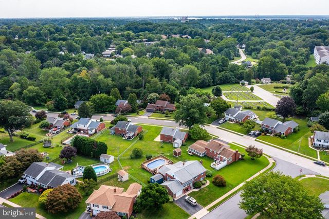 609 HILLSIDE AVE, Brookhaven, PA 19015