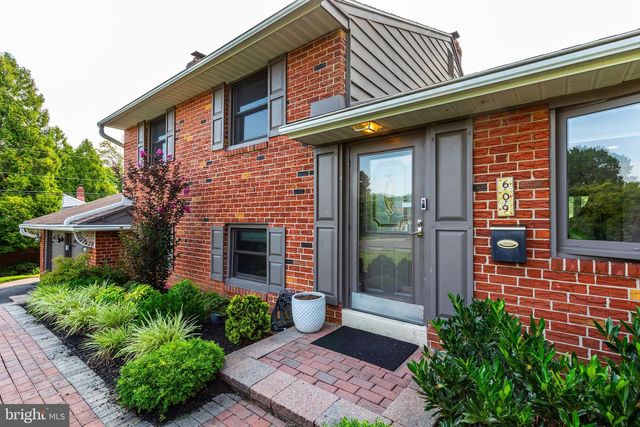 609 HILLSIDE AVE, Brookhaven, PA 19015