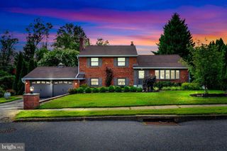 609 HILLSIDE AVE, Brookhaven, PA 19015