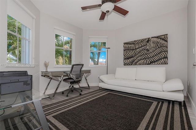 14900 SW 10th St, Miami, FL 33194