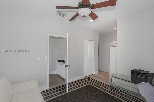 14900 SW 10th St, Miami, FL 33194