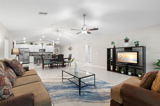 13511 WILLOW BLUESTAR LOOP, Riverview, FL 33579